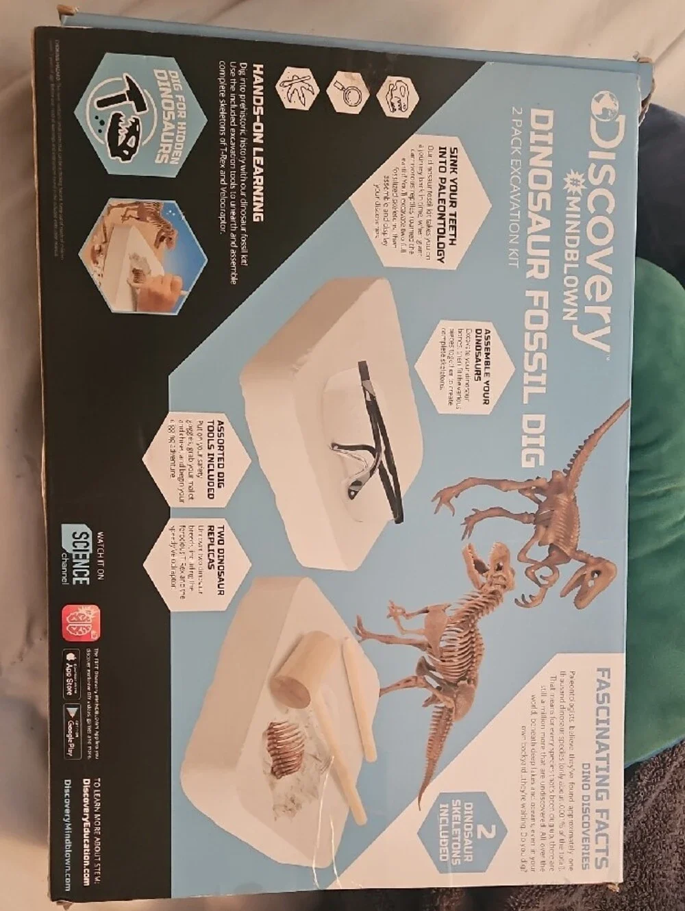 Discovery Dinosaur Fossil Dig Kit - Blue, Purple, Orange